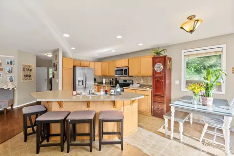 Kitchen - 17801 14th Avenue Ct E, Spanaway, WA 98387 photo 4 of 5