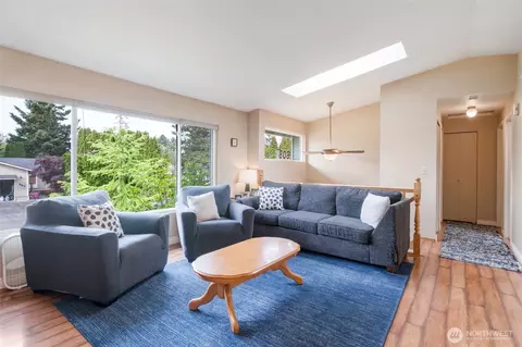 Living - 608 91st SW, Everett, WA 98204 photo 1 of 3
