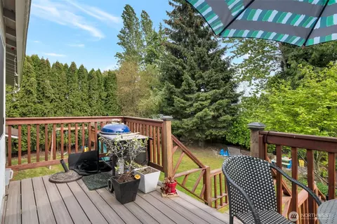 Exterior - 608 91st SW, Everett, WA 98204 photo 3 of 4