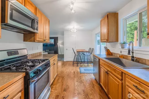 16925 SE 252nd Pl, Covington, WA 98042 photo 13