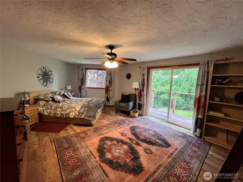 Bedroom - 94 Raccoon Rd, Sequim, WA 98382 photo 1 of 2