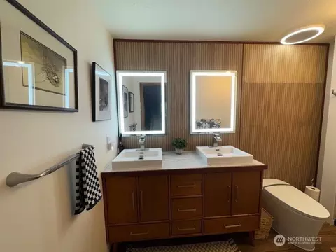 Bath - 94 Raccoon Rd, Sequim, WA 98382 photo 1 of 4