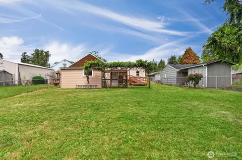Exterior - 3 Pacific Pl, Longview, WA 98632 photo 12 of 14