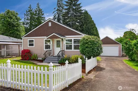 Exterior - 3 Pacific Pl, Longview, WA 98632 photo 3 of 14