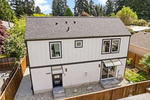 14338 Ashworth Ave N #B, Seattle, WA 98133