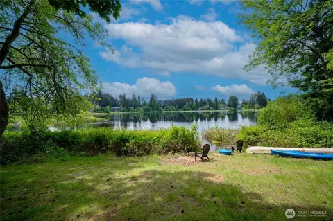 227 Lark St SW #E, Tumwater, WA 98512