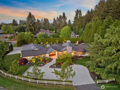 6006 128th Ave NE, Kirkland, WA 98033