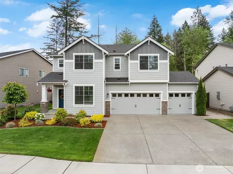 17525 Crossing Dr E, Puyallup, WA 98374