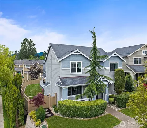 34331 SE Jacobia St, Snoqualmie, WA 98065