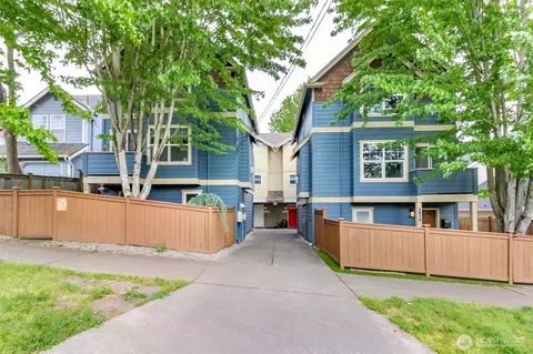 2816 SW Adams St # B, Seattle, WA 98126