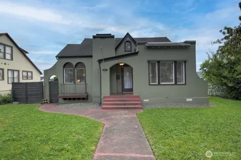 1059 S Market Blvd, Chehalis, WA 98532