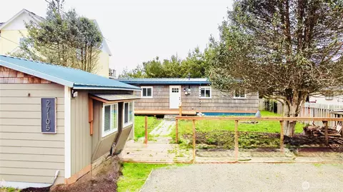 27105 K Pl, Ocean Park, WA 98640