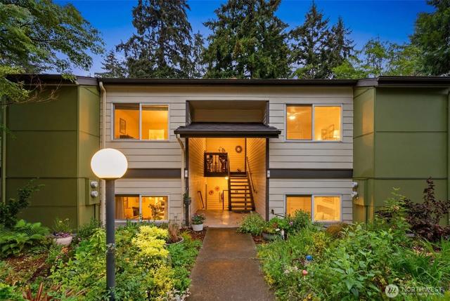 31500 33rd Pl SW #B103, Federal Way, WA 98023