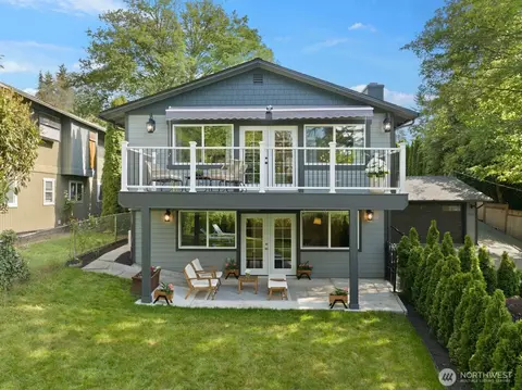 133 N 205th St, Shoreline, WA 98133