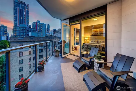 1920 4th Ave #902, Seattle, WA 98101
