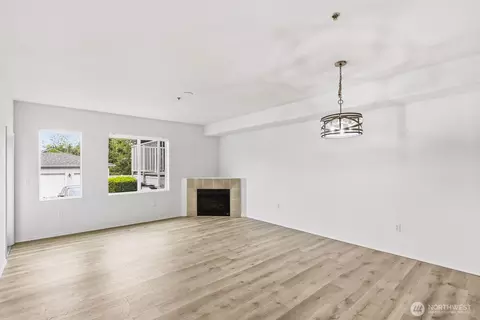 Living - 14915 38th Dr SE #HH1028, Bothell, WA 98012 photo 1 of 4