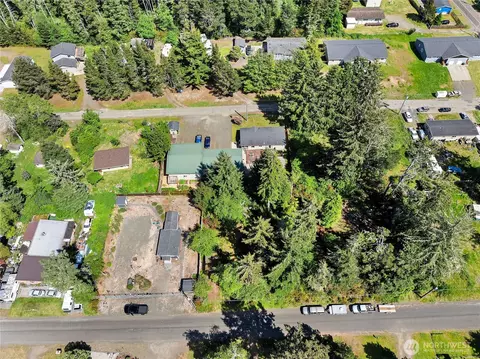 27312 W St, Ocean Park, WA 98640