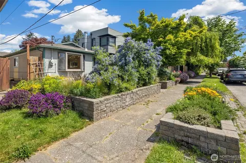 520 N 79th St, Seattle, WA 98103 photo 2