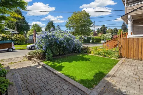 520 N 79th St, Seattle, WA 98103 photo 5