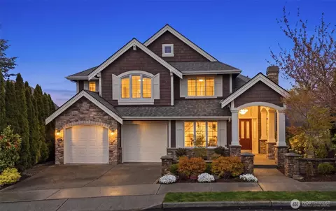 2734 NE Daphne St, Issaquah, WA 98029