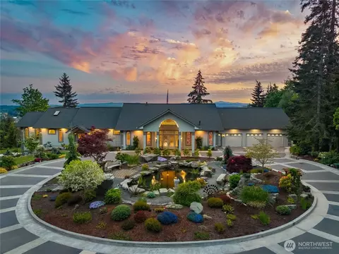217 Alderwood Dr, Chehalis, WA 98532