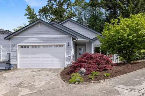 1069 5th, Steilacoom, WA 98388
