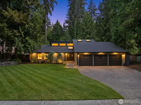 2404 Manorwood Dr SE, Puyallup, WA 98374