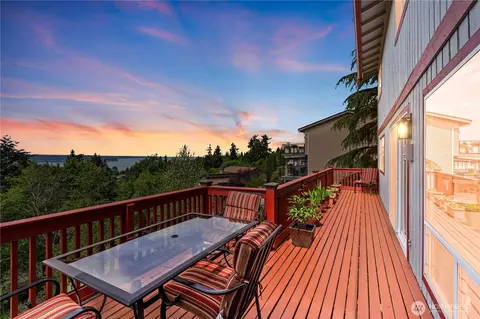 29015 15th Pl S, Federal Way, WA 98003