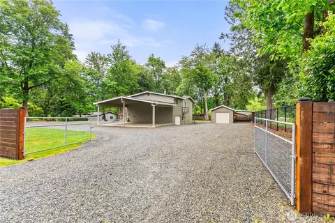 17022 190th Ave E, Renton, WA 98058