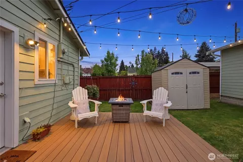 Exterior - 1620 Maple St, Everett, WA 98201 photo 1 of 7