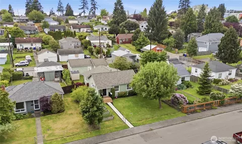 View/Area - 1620 Maple St, Everett, WA 98201 photo 2 of 4