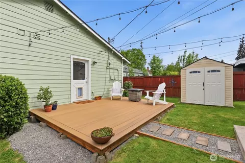 Exterior - 1620 Maple St, Everett, WA 98201 photo 2 of 7