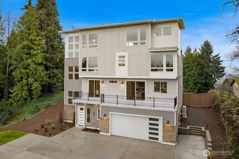 7853 S 132 St, Seattle, WA 98178