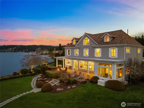 649 E Lake Sammamish Pkwy SE, Sammamish, WA 98074