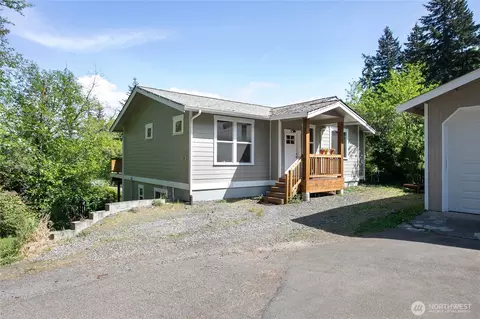 115 N 34th St, Bellingham, WA 98225