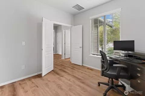 Entry Way - 1210 Blue Jay Ave SW, Orting, WA 98360 photo 3 of 5