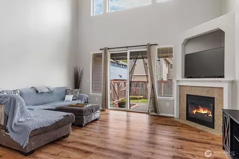 Living - 1210 Blue Jay Ave SW, Orting, WA 98360 photo 3 of 4