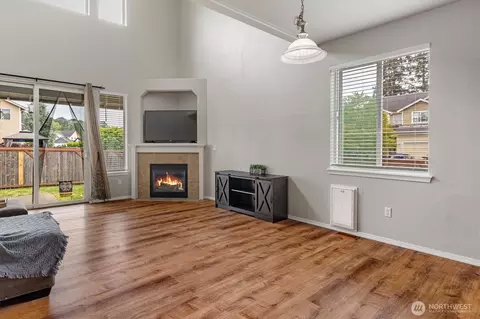 Living - 1210 Blue Jay Ave SW, Orting, WA 98360 photo 2 of 4
