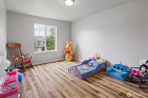 Bedroom - 1210 Blue Jay Ave SW, Orting, WA 98360 photo 4 of 4