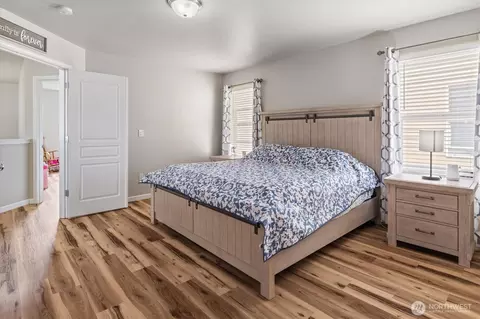 Bedroom - 1210 Blue Jay Ave SW, Orting, WA 98360 photo 2 of 4