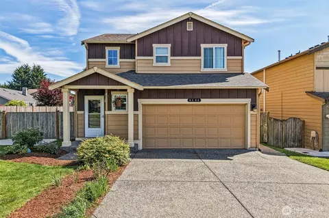 6404 35th St NE, Marysville, WA 98270