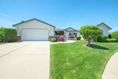 575 Canyon Dr #83, East Wenatchee, WA 98802