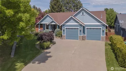 1611 E Canterbury Dr, Ellensburg, WA 98926