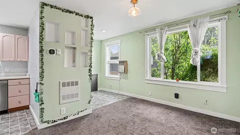 Living - 926 E Marine View Dr, Everett, WA 98201 photo 1 of 1