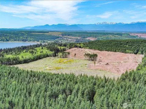 1 Nnn Teal Lake Rd, Port Ludlow, WA 98365