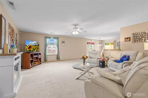 Living - 412 Ozzie St NW, Orting, WA 98360 photo 2 of 5