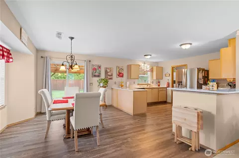 Dining - 412 Ozzie St NW, Orting, WA 98360 photo 2 of 4