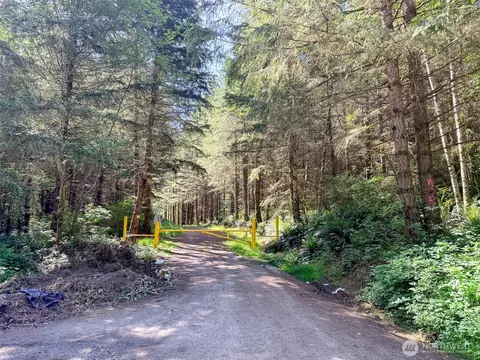 1 Nnn Andy Cooper Rd, Port Ludlow, WA 98365