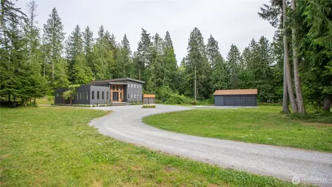 2548 Sandy Dr, Camano Island, WA 98282