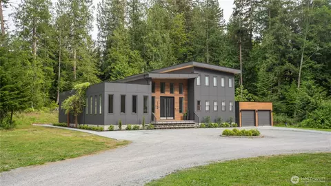 2548 Sandy Dr, Camano Island, WA 98282